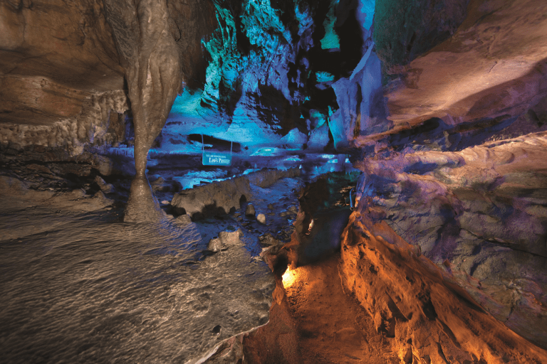 Leo's Passage Cave at Ruby Falls