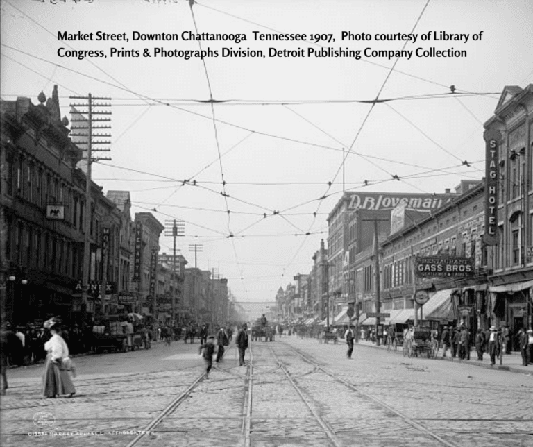 Vintage black and white photo of Chattanooga