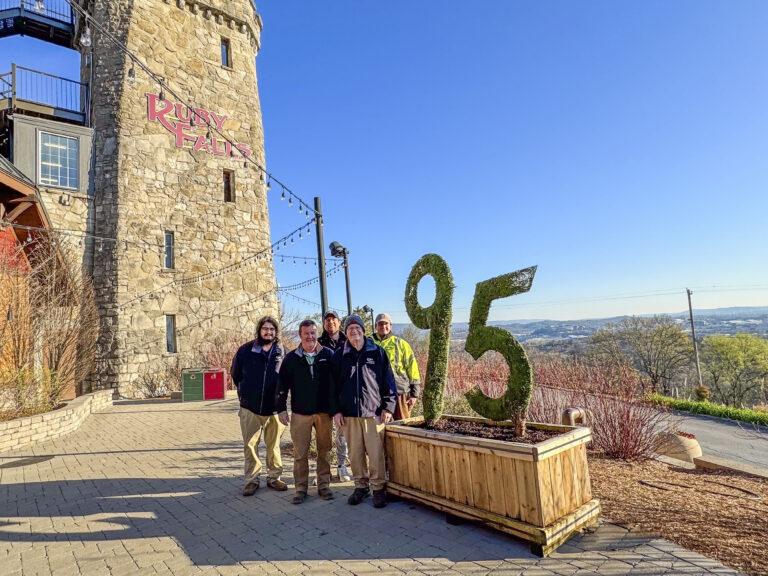 95 topiary at Ruby Falls